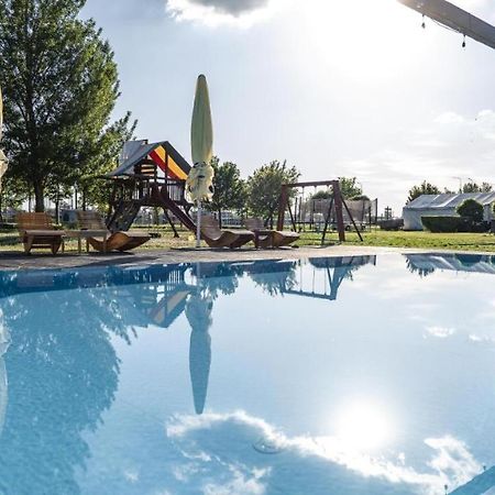 Camping Divoka Voda Bratislava Extérieur photo